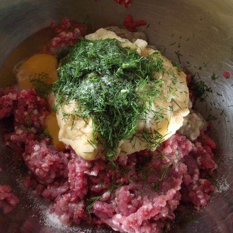 Krok 3 - Kotlety mielone z koperkiem foto