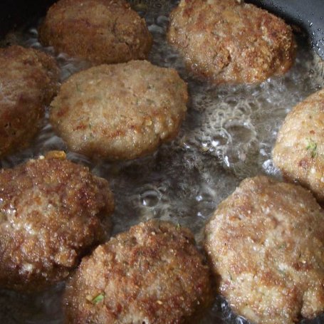 Krok 6 - Kotlety mielone z koperkiem foto