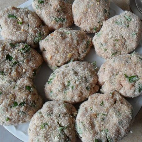 Krok 3 - Kotlety mielone z papryką i curry foto