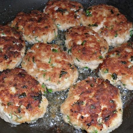 Krok 4 - Kotlety mielone z papryką i curry foto