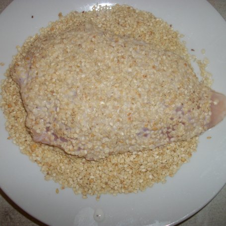 Krok 2 - Kotlety schabowe w sezamie foto