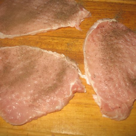 Krok 1 - Kotlety schabowe z serem i pieczarkami foto