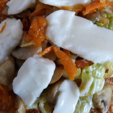 Krok 4 - Kotlety schabowe zapiekane z kapustą i mozzarellą foto