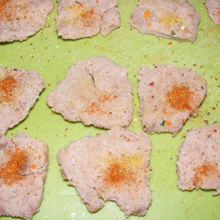 Krok 2 - Kotlety sojowe przekładane pieczarkami zapiekane z serem foto