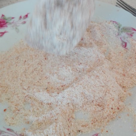 Krok 3 - Kotlety sojowe w jaju na ostro foto