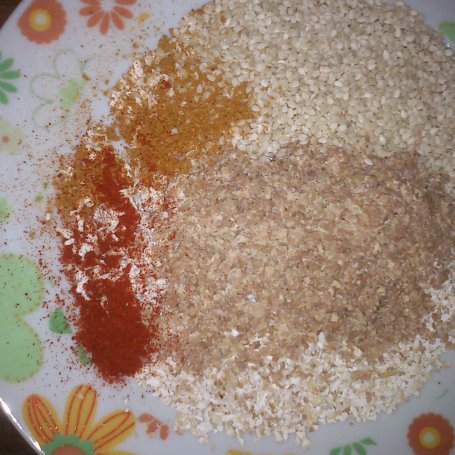 Krok 2 - Kotlety sojowe w panierce sezamowo-otrębowej foto