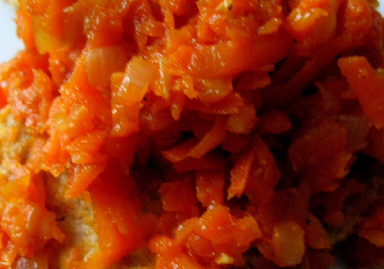 Kotlety sojowe z marchewką foto