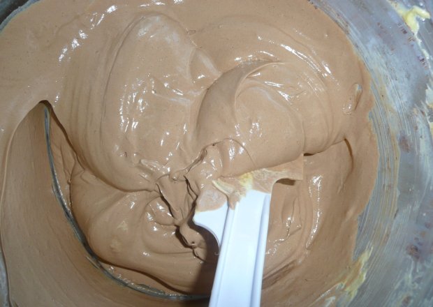 Fotografia przedstawiająca Krem czekoladowo- kakaowy do ciast