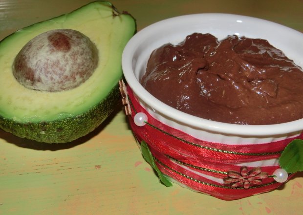 Fotografia przedstawiająca Krem czekoladowy z avocado