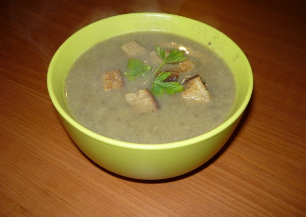 Fotografia przedstawiająca Krem pieczarkowy - zupa
