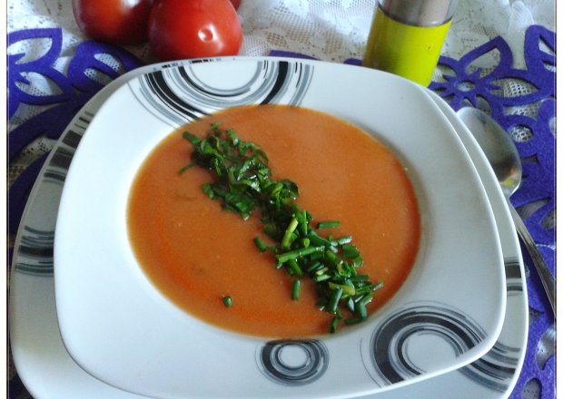 Fotografia przedstawiająca Krem pomidorowo-ziemniaczany