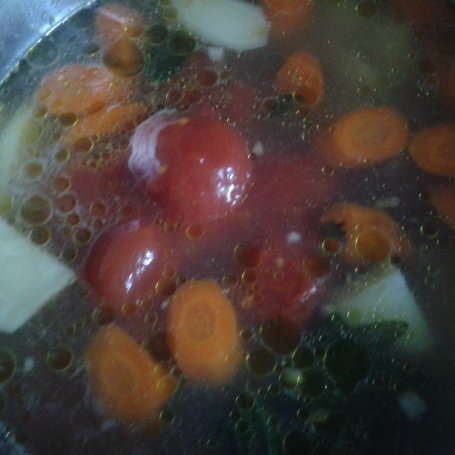 Krok 5 - Krem pomidorowo-ziemniaczany foto