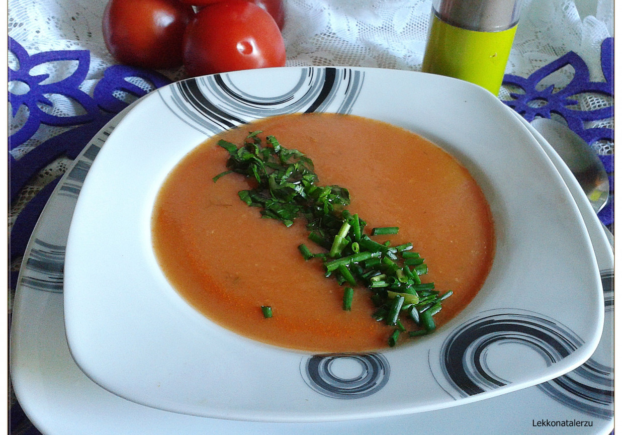 Krem pomidorowo-ziemniaczany foto