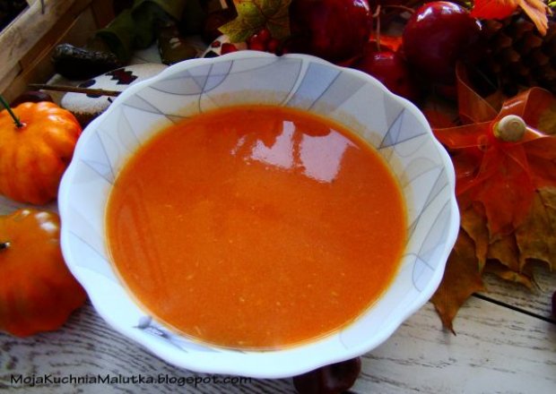 Fotografia przedstawiająca Krem pomidorowo-dyniowy
