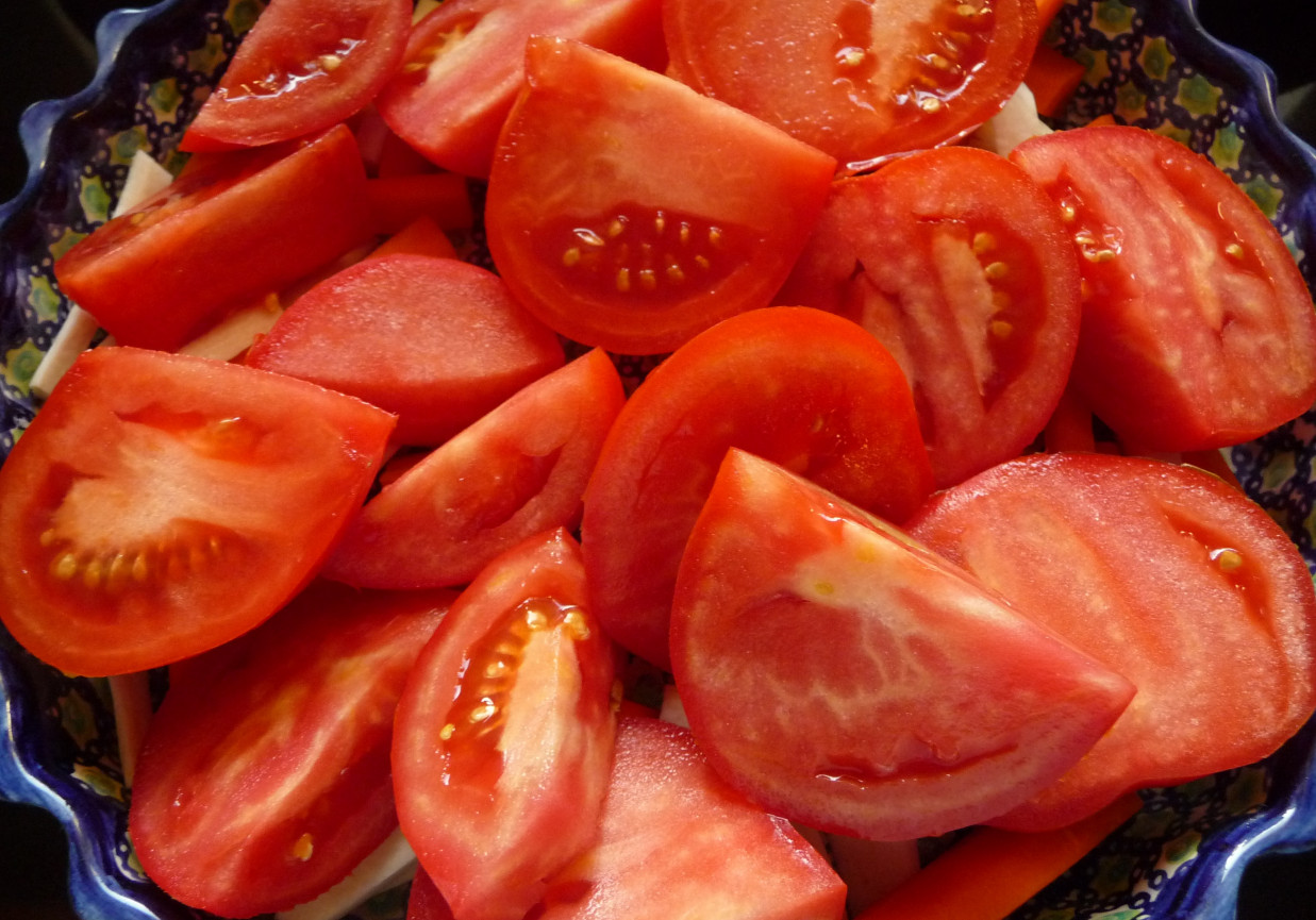 Krem pomidorowy z orzo i lazurem foto