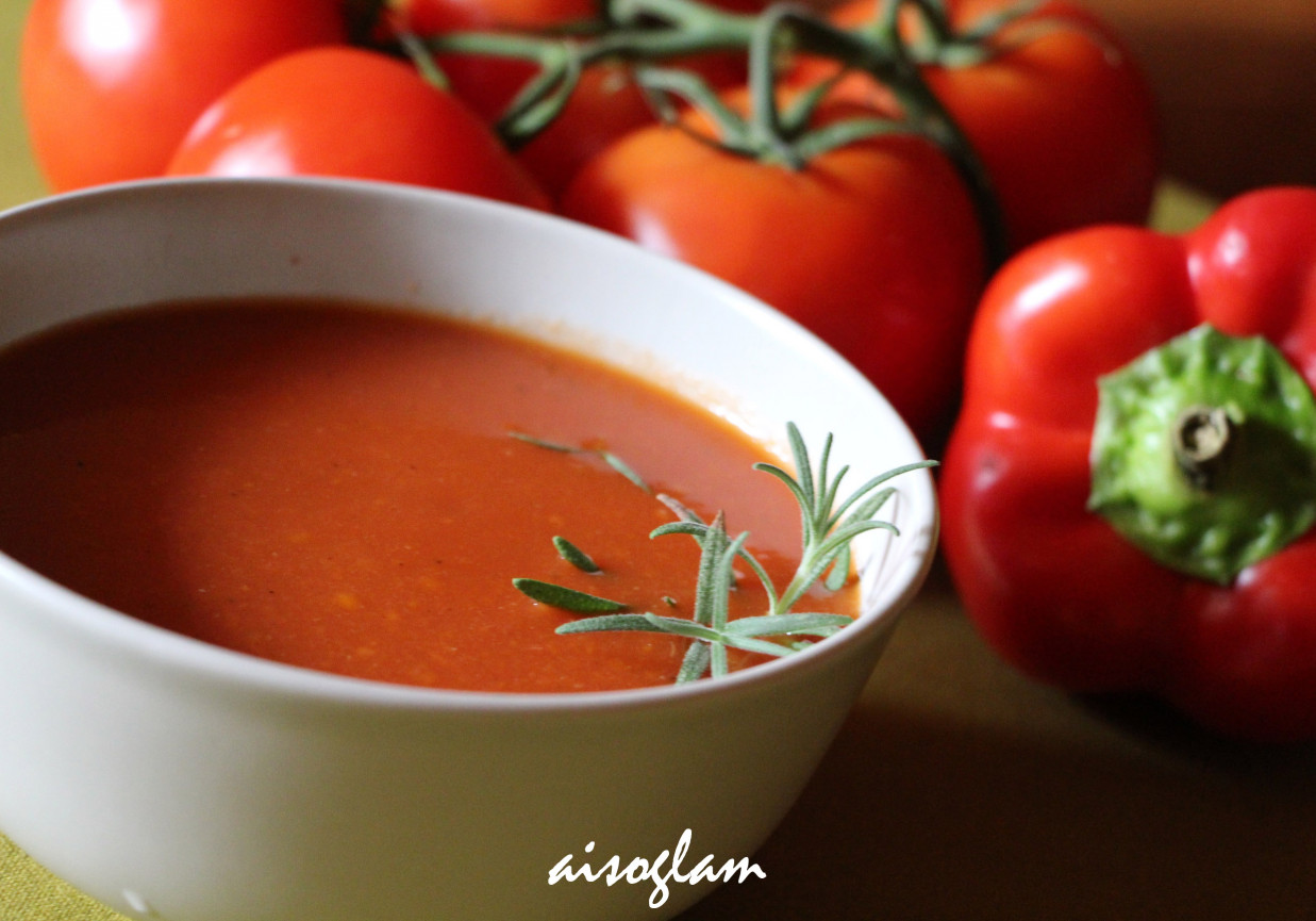 Krem pomidorowy  z pieczoną papryką foto