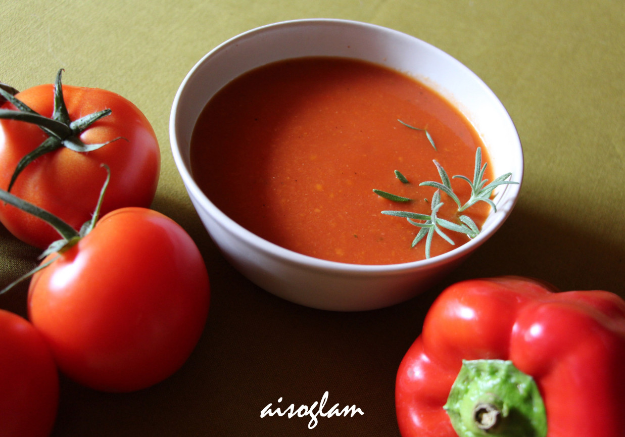 Krem pomidorowy  z pieczoną papryką foto
