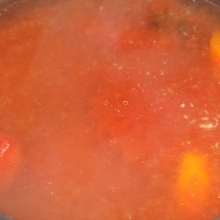 Krok 4 - Krem pomidorowy  z pieczoną papryką foto