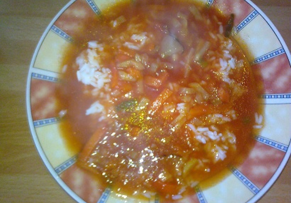 krem pomidorowy z słupkami foto