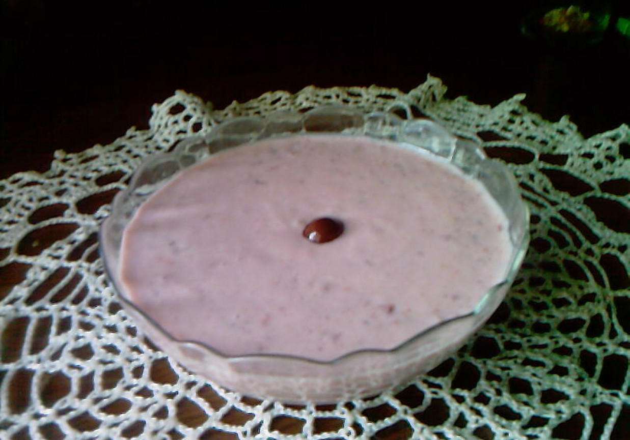 Krem wiśniowo-jogurtowy foto