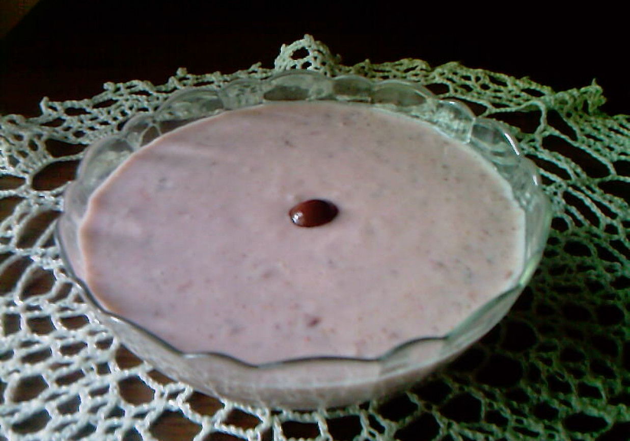 Krem wiśniowo-jogurtowy foto