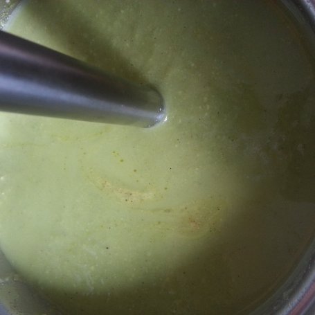 Krok 7 - Krem z groszku foto