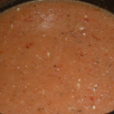 Krok 4 - Krem ze świeżych pomidorów z bazylią foto