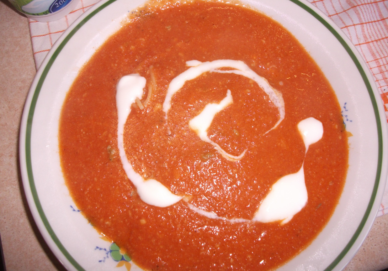 Kremowa pomidorowa foto