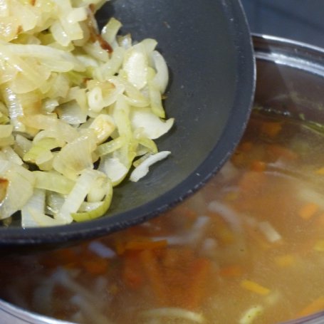 Krok 3 - Kremowa zupa krem z cebuli foto