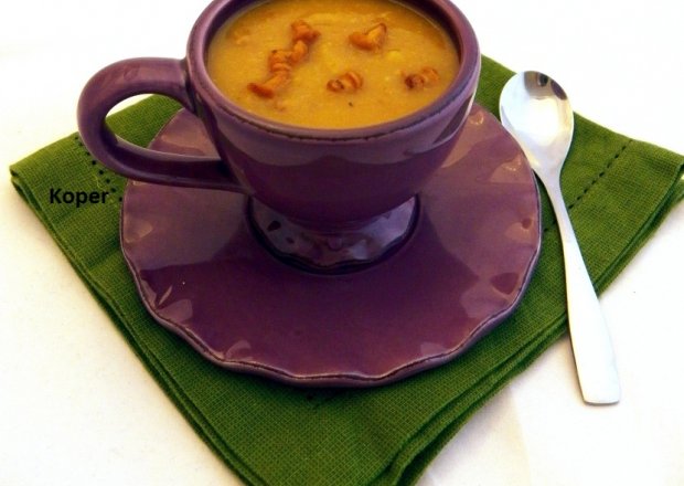 Fotografia przedstawiająca Kremowa zupa kurkowa