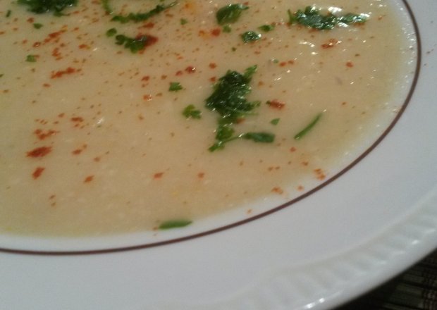 Fotografia przedstawiająca Kremowa zupa z białej fasoli