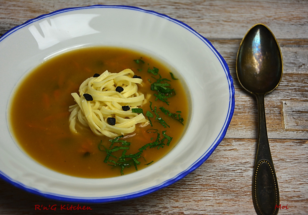 Kremowa zupa z brukwi foto
