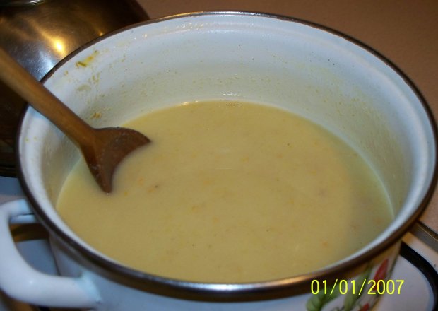 Fotografia przedstawiająca Kremowa zupa z cukini