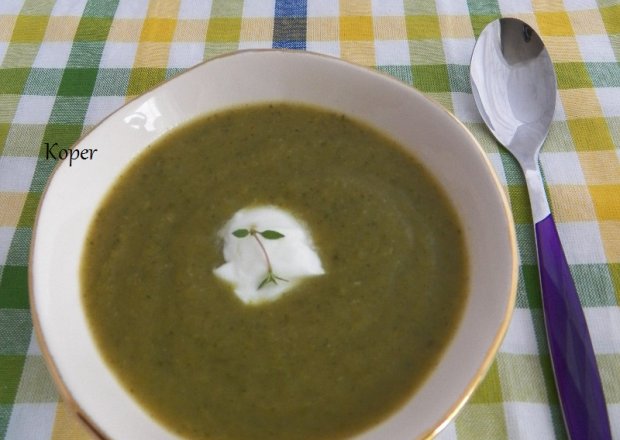 Fotografia przedstawiająca Kremowa zupa z cukinii