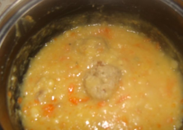 Fotografia przedstawiająca Kremowa zupa z grochu