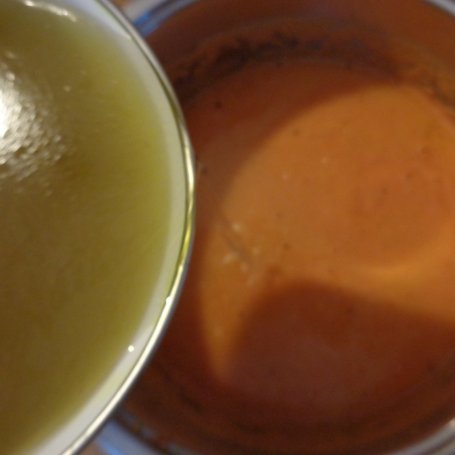 Krok 5 - Kremowa zupa z pieczonych pomidorów  foto