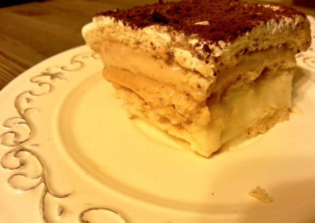 Fotografia przedstawiająca Kremowe ciasto toffi