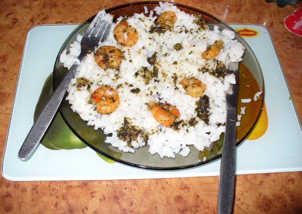Fotografia przedstawiająca Krewetki  z ryżem