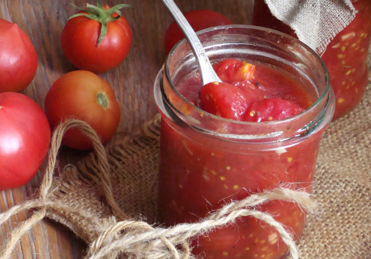 Krojone pomidory foto