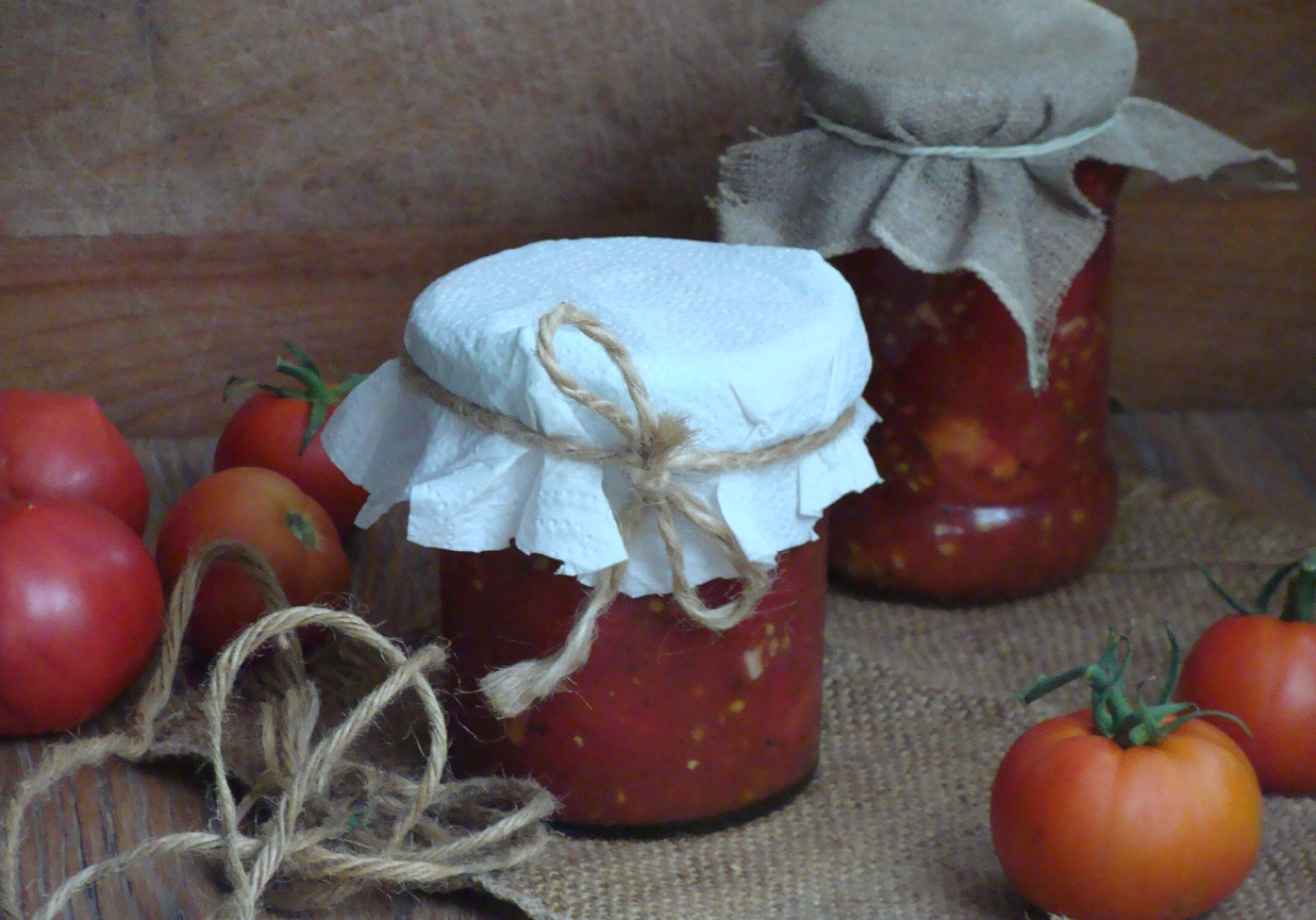 Krojone pomidory foto