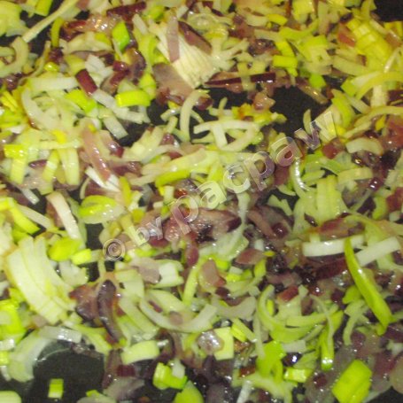 Krok 4 - Krokiety z farszem pieczarkowo-parówkowym foto