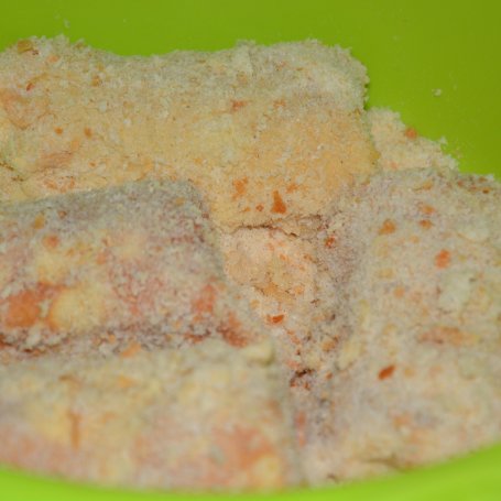 Krok 8 - Krokiety z kapustą kiszoną, pieczarkami i serem żółtym foto