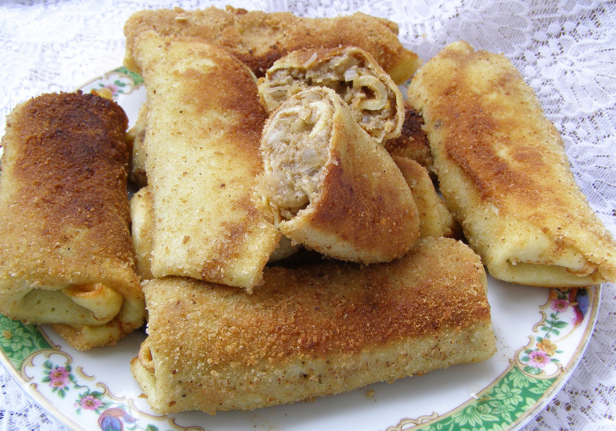 krokiety z kurkumą i z kapustą z pieczarkami  w nucie garam masala... foto