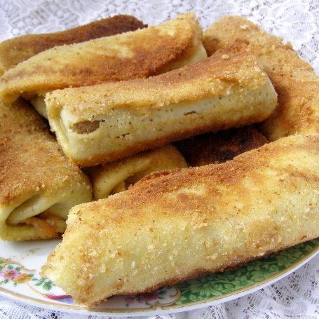 Krok 6 - krokiety z kurkumą i z kapustą z pieczarkami  w nucie garam masala... foto