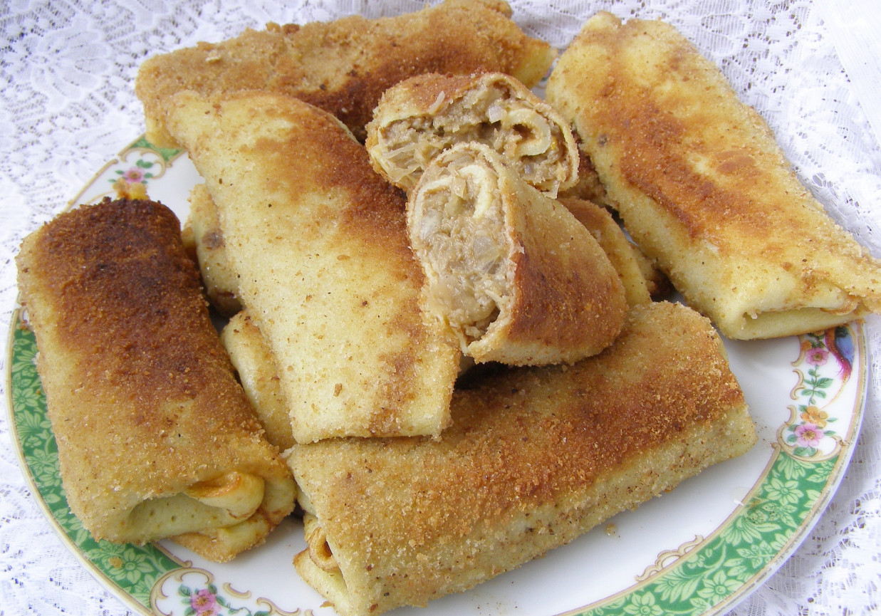 krokiety z kurkumą i z kapustą z pieczarkami  w nucie garam masala... foto