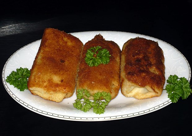 Fotografia przedstawiająca Krokiety z serem i pieczarkami
