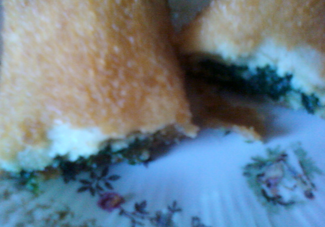 Krokiety ze szpinakiem i żółtym serem foto