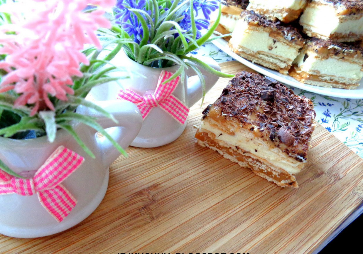 KRÓWKA BEZ PIECZENIA W PÓŁ GODZINY foto