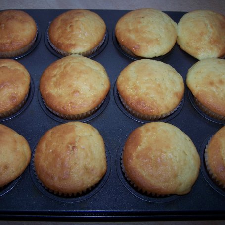 Krok 5 - "Krówkowe" muffiny, czyli babeczki do kawki :) foto