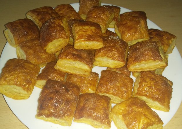 Fotografia przedstawiająca kruche ciasteczka francuskie